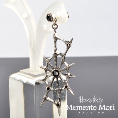 画像6: Aranea アラネア（蜘蛛） ブラックスピネル ピアス(Right 右耳用) Memento Mori Collection BloodyMary [ブラッディマリー] bme1231l-bsp
